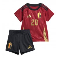 Maglie da calcio Belgio Lois Openda #20 Prima Maglia Bambino Europei 2024 Manica Corta (+ Pantaloni corti)